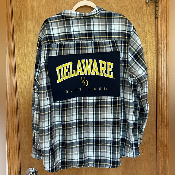 Upcycled University of Delaware flannel shirt - Picture 1 of 2